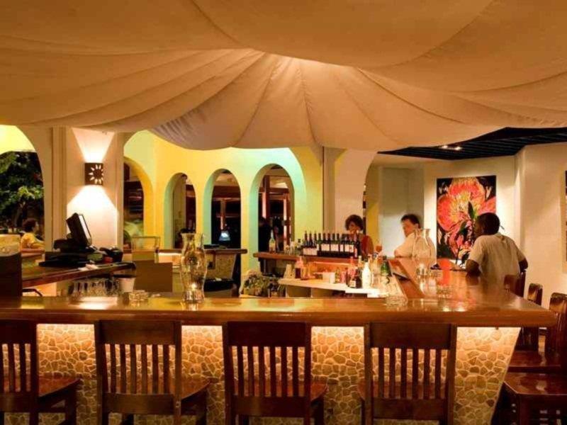 Holland House Beach Hotel 필립스버그 외부 사진