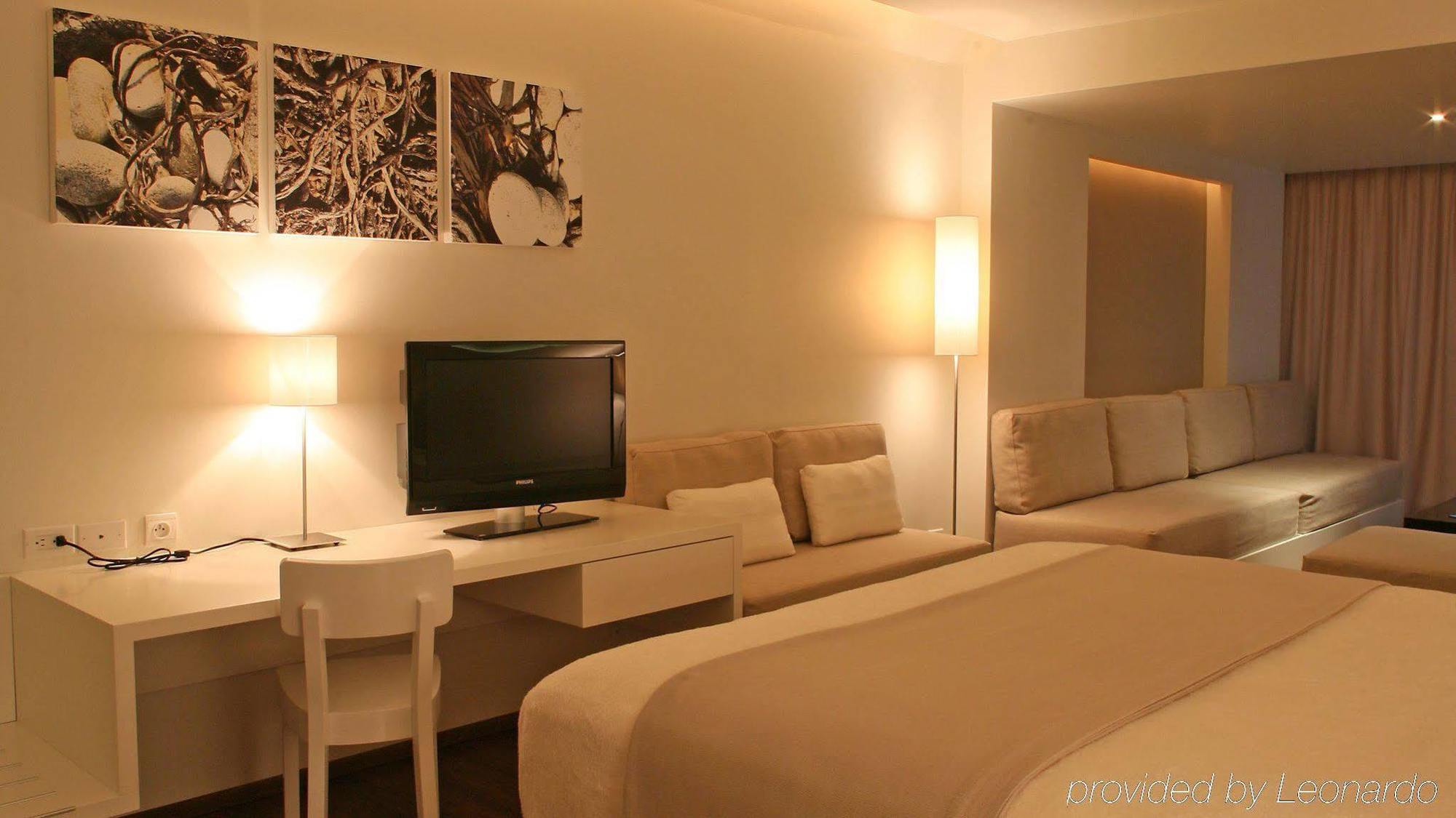 Holland House Beach Hotel 필립스버그 외부 사진