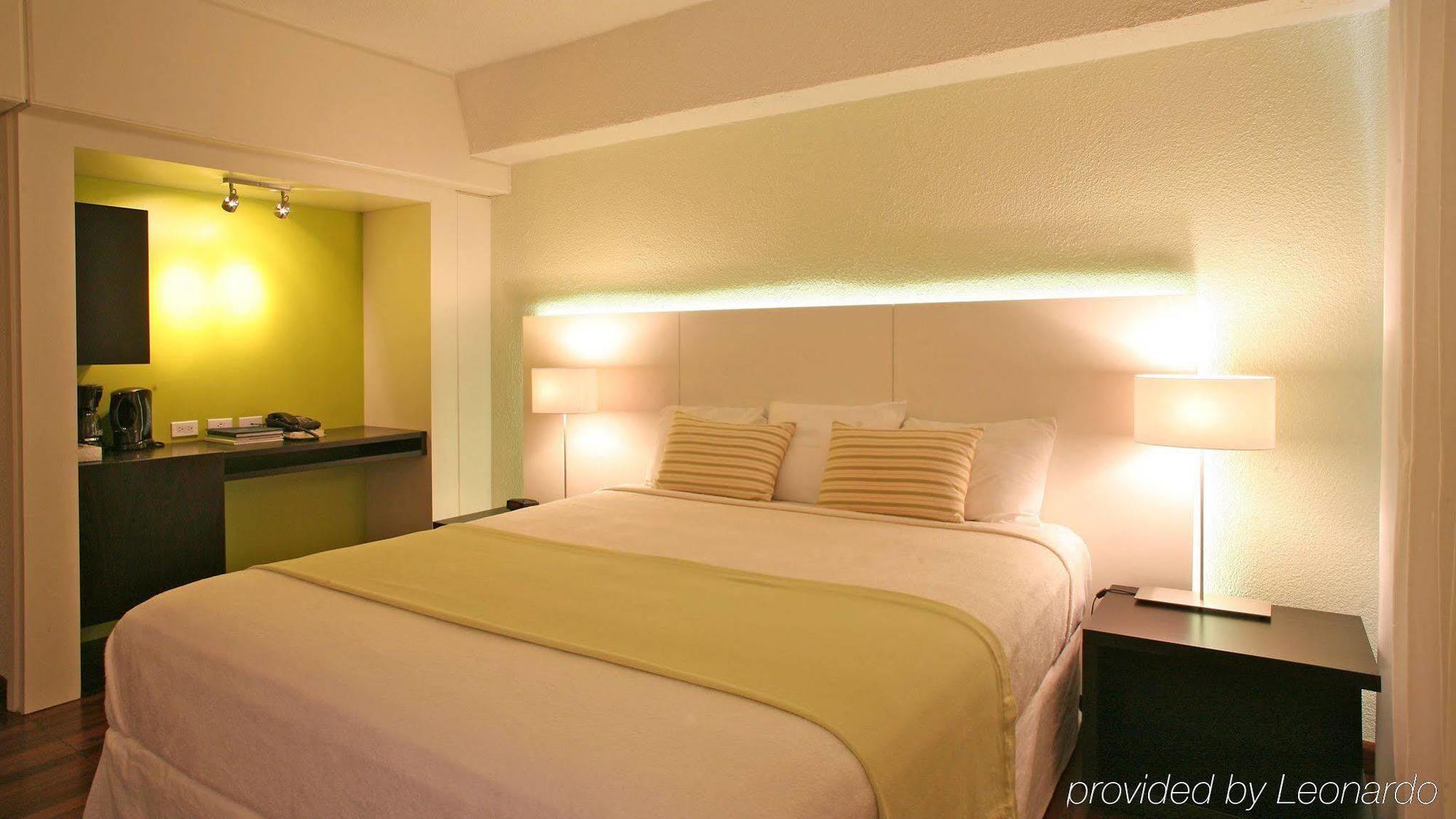 Holland House Beach Hotel 필립스버그 외부 사진