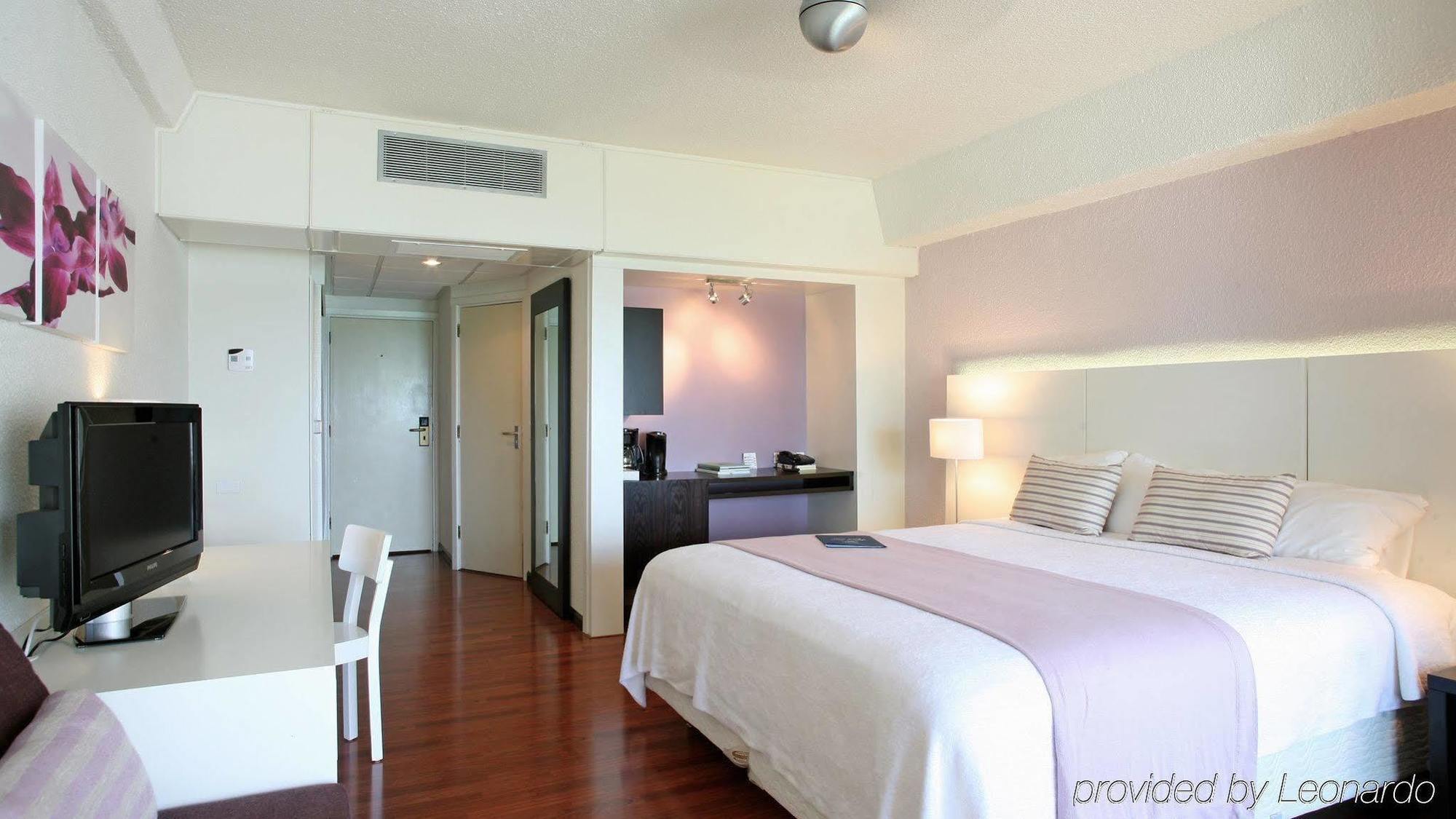 Holland House Beach Hotel 필립스버그 외부 사진